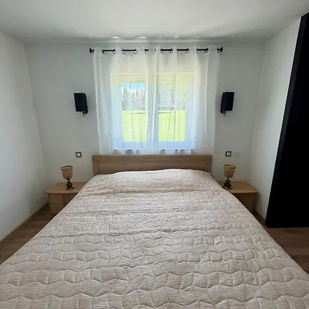 Propriete Moderne 12 Personnes Piscine Sauna Et Salle De Jeux *