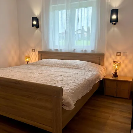 Propriete Moderne 12 Personnes Piscine Sauna Et Salle De Jeux Villa