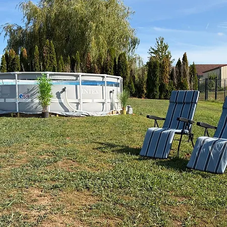 Propriete Moderne 12 Personnes Piscine Sauna Et Salle De Jeux Villa